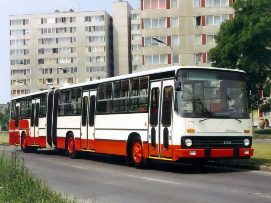  Ikarus 284 1986 года  (фото 4 из 5)